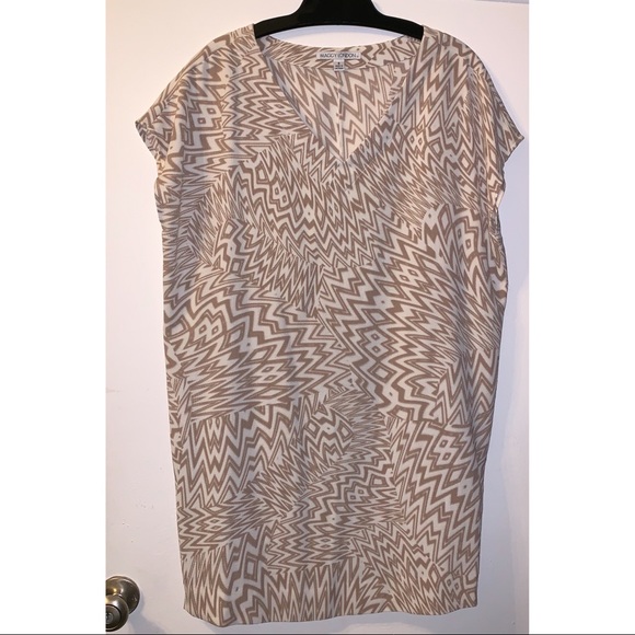 MAGGY LONDON V Neck Dolman Sleeve Dress - Picture 3 of 6